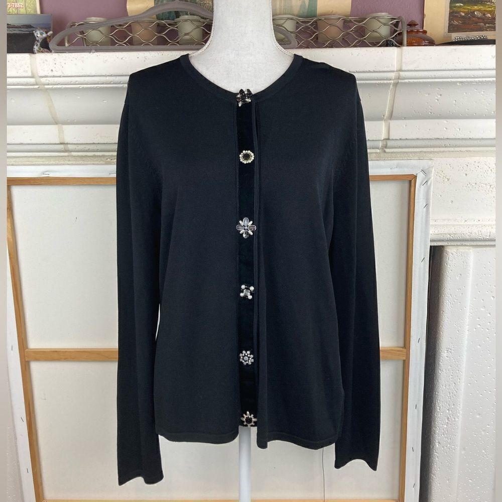 Jones NY NWOT evening cardigan w/velvet trim & jeweled button covers